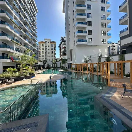 Ocean - Pool & Sea Apartman *